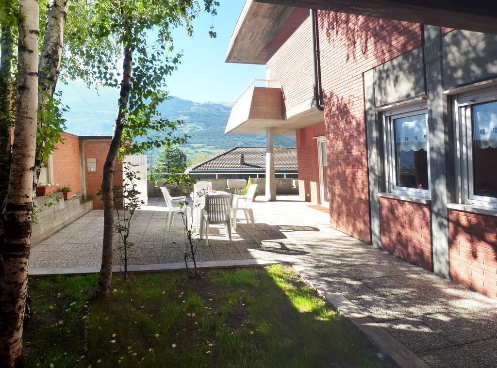 La Betulla Appartamento Confortevole Wifi E Parking Free Aoste Extérieur photo