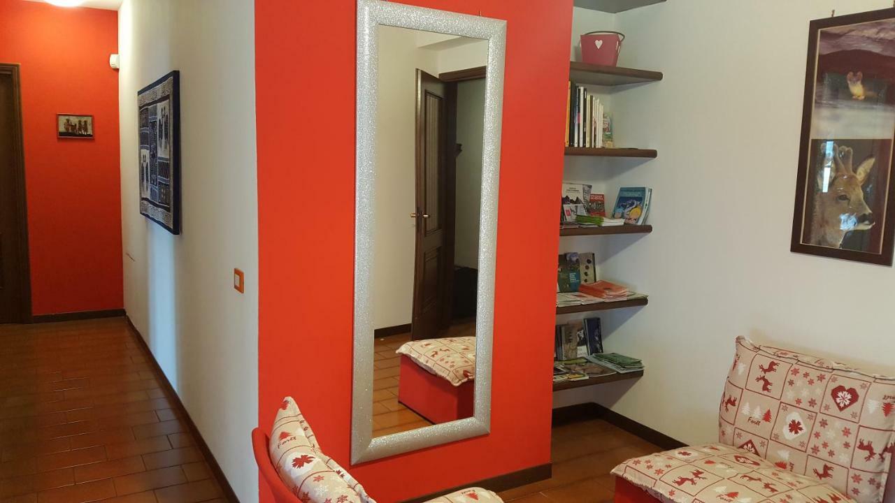 La Betulla Appartamento Confortevole Wifi E Parking Free Aoste Extérieur photo